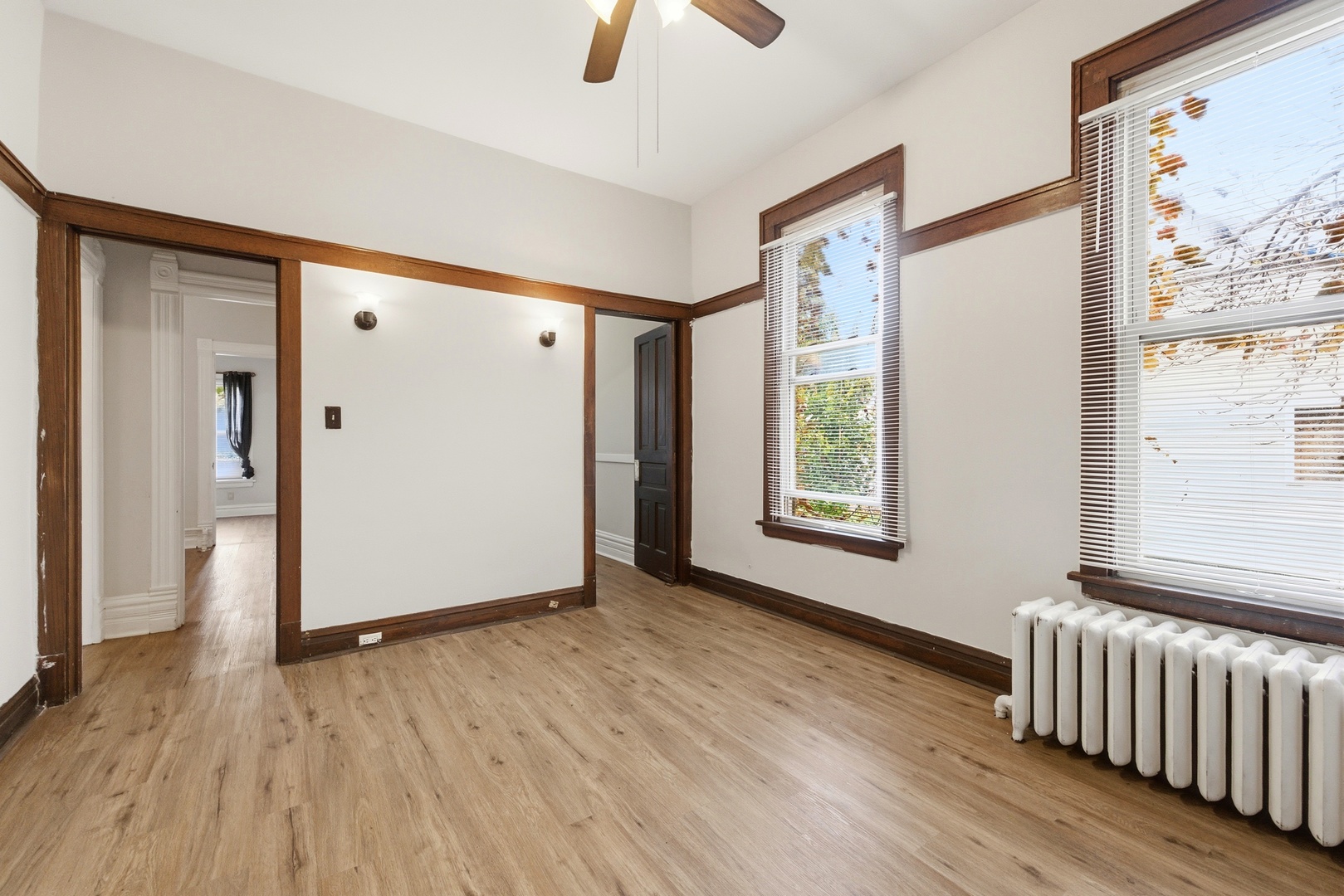 6733 31st Street Berwyn, IL 60402 - Photo 4 of 50