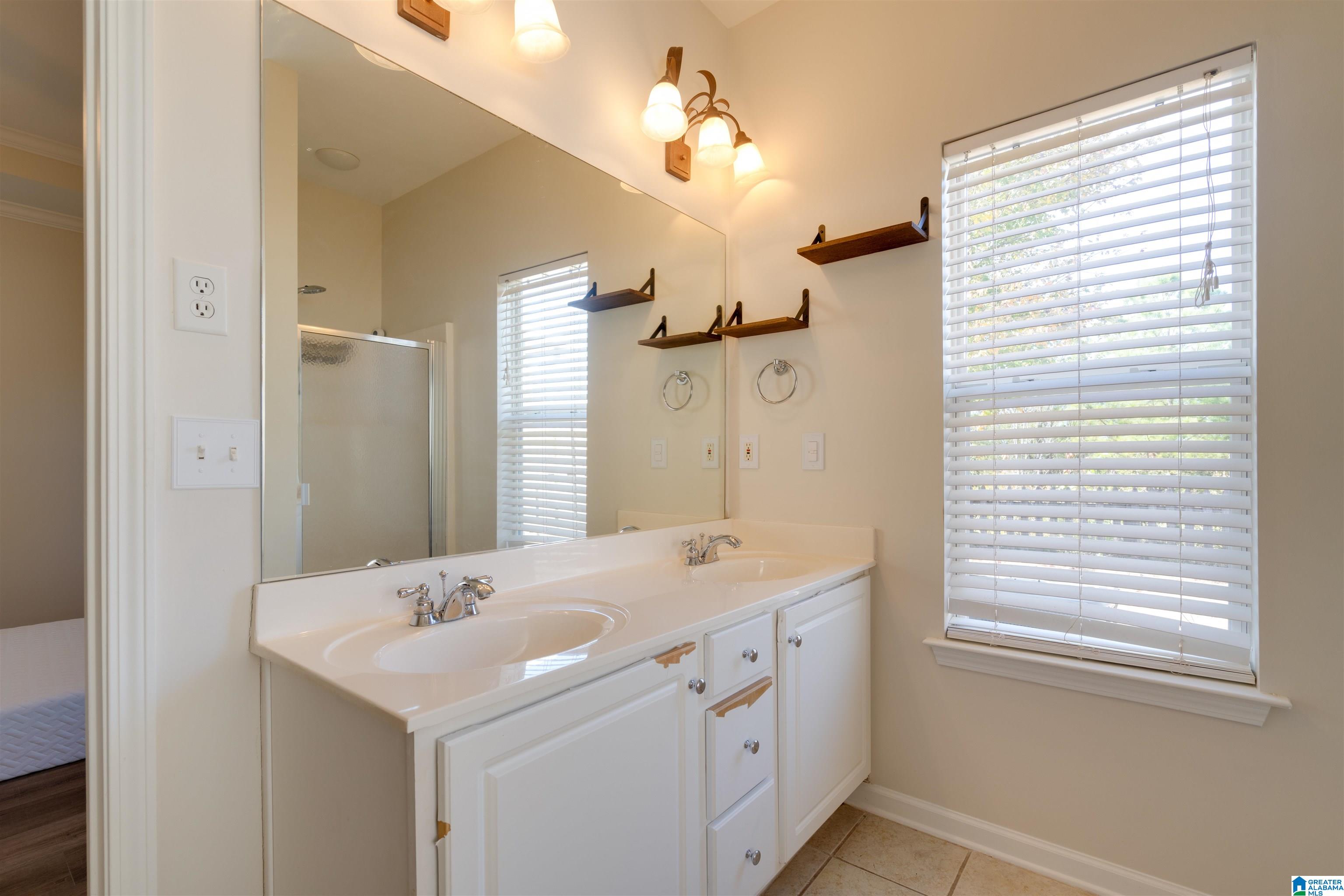 222 High Ridge Drive Pelham, AL 35124 - Photo 12 of 19