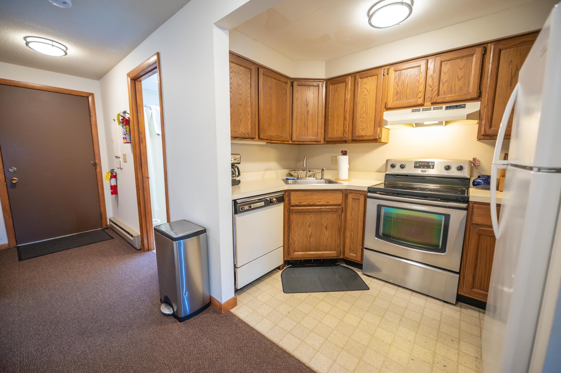 36 North Access Road, Unit 703 West Dover, VT 05356 - Photo 7 of 25