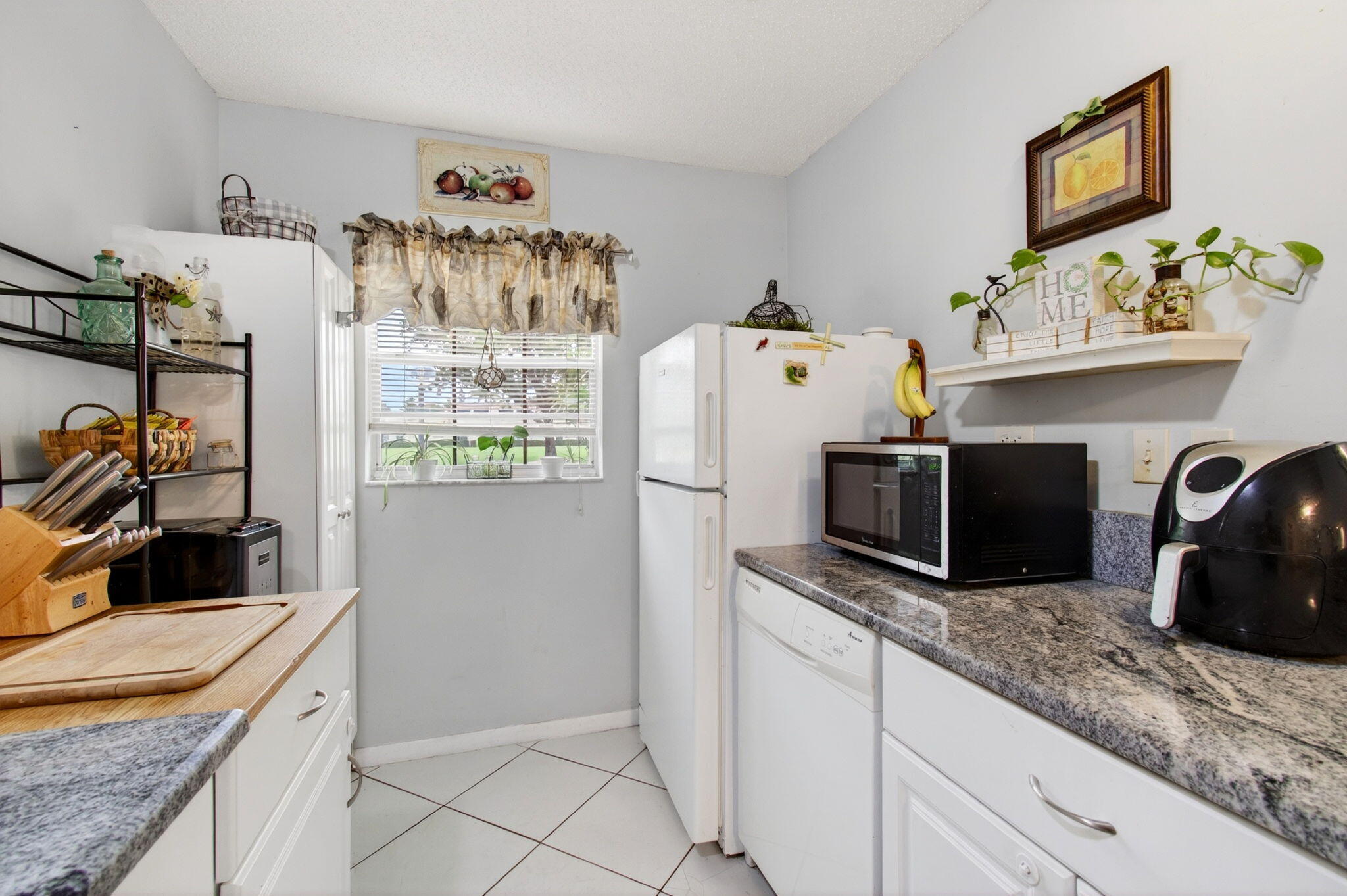 5050 Nesting Way, Unit B Delray Beach, FL 33484 - Photo 20 of 48 24-web-or-mls-DSC_0328