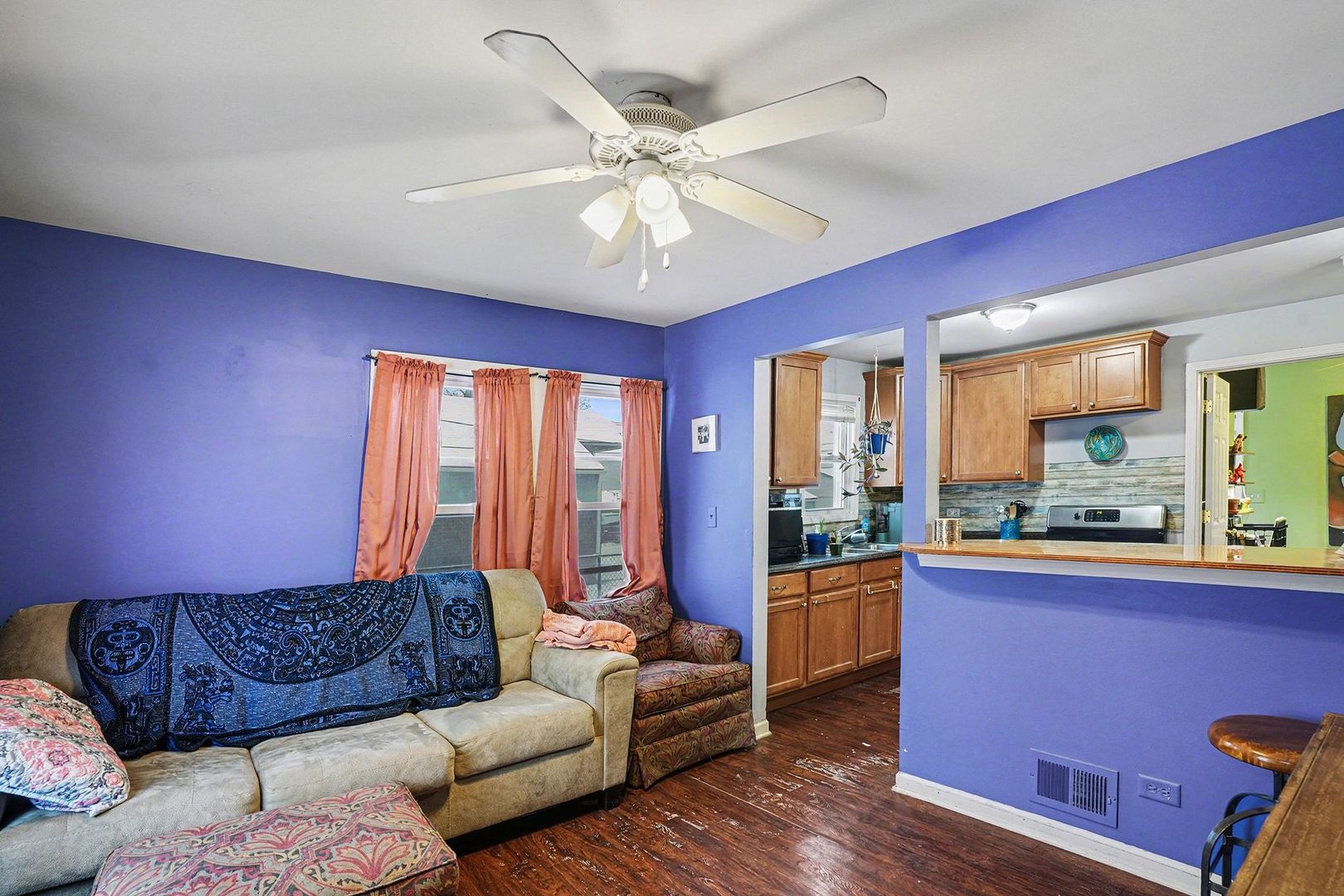 260 Beckwith Street Aurora, IL 60505 - Photo 3 of 15