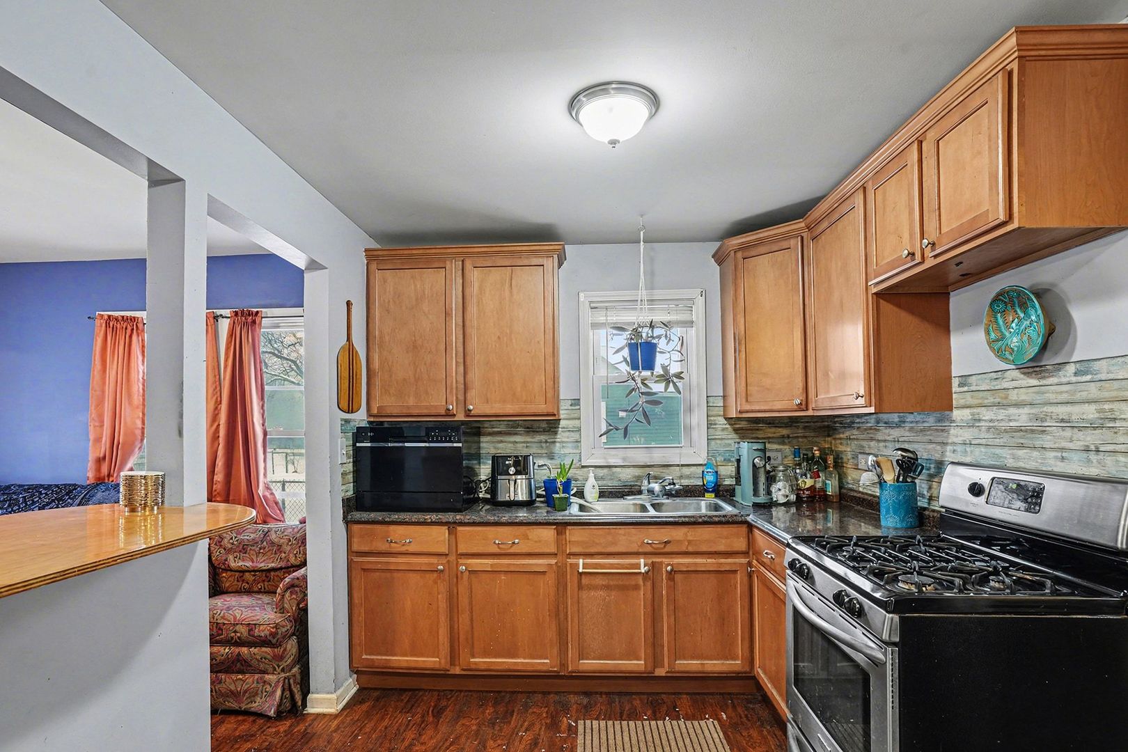 260 Beckwith Street Aurora, IL 60505 - Photo 4 of 15