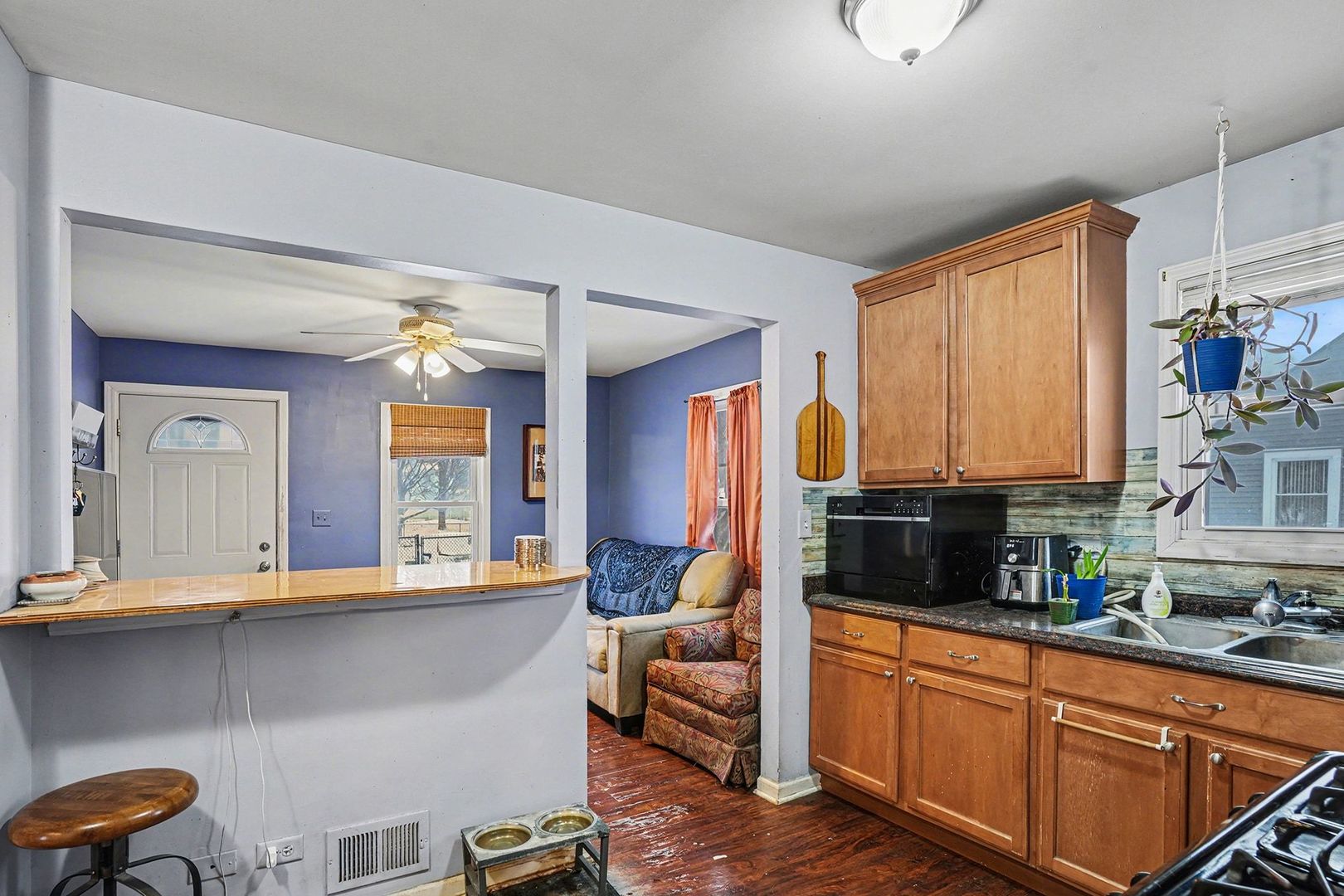 260 Beckwith Street Aurora, IL 60505 - Photo 5 of 15