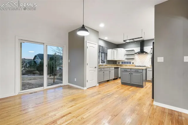 $669,900 | 5747 Wolf Village Drive, Colorado Springs, CO 80924