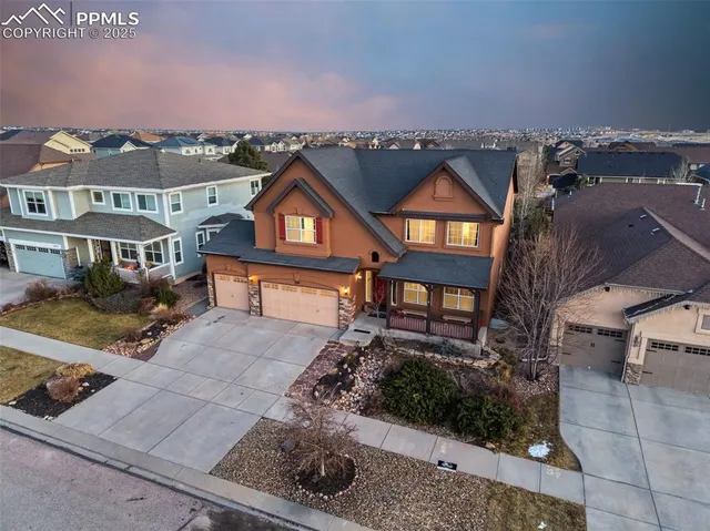 $669,900 | 5747 Wolf Village Drive, Colorado Springs, CO 80924