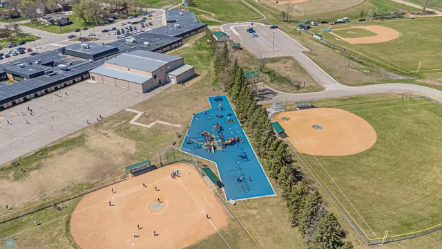 $15,500 | 702 10th Street Northwest, Frazee, MN 56544