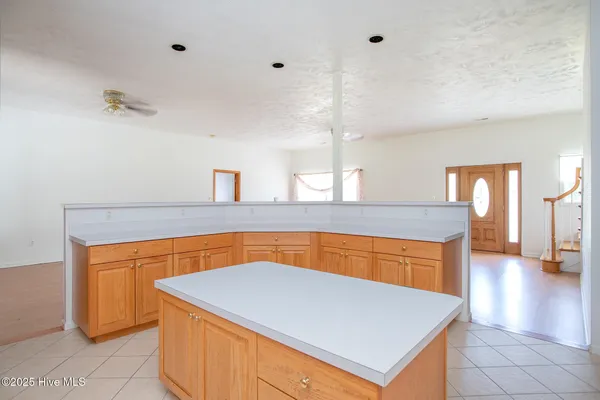 $479,000 | 35 Bayview Drive, Merritt, NC 28556