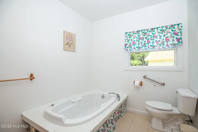 $479,000 | 35 Bayview Drive, Merritt, NC 28556