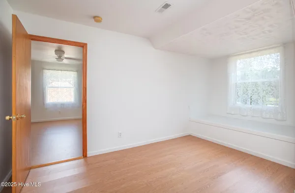 $479,000 | 35 Bayview Drive, Merritt, NC 28556