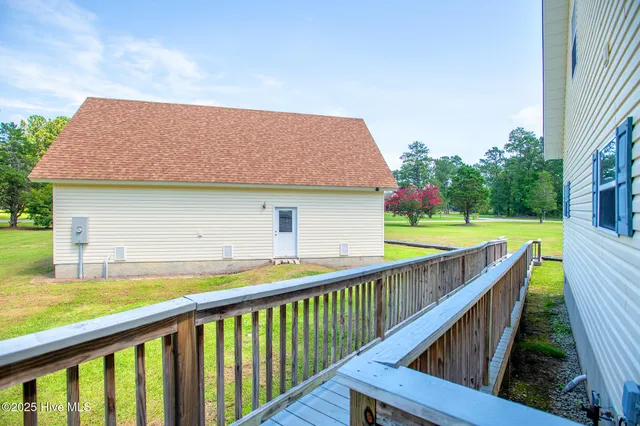 $479,000 | 35 Bayview Drive, Merritt, NC 28556