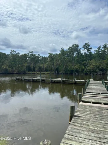 $479,000 | 35 Bayview Drive, Merritt, NC 28556