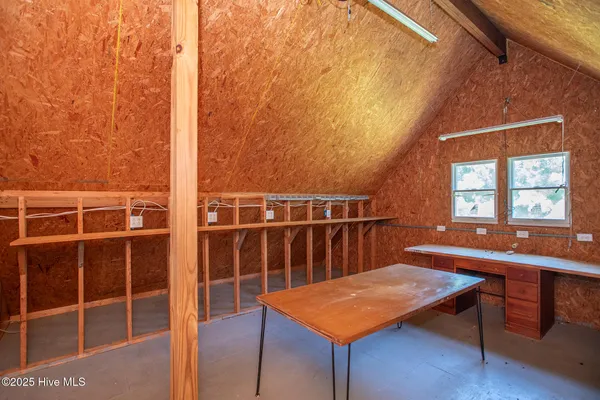 $479,000 | 35 Bayview Drive, Merritt, NC 28556