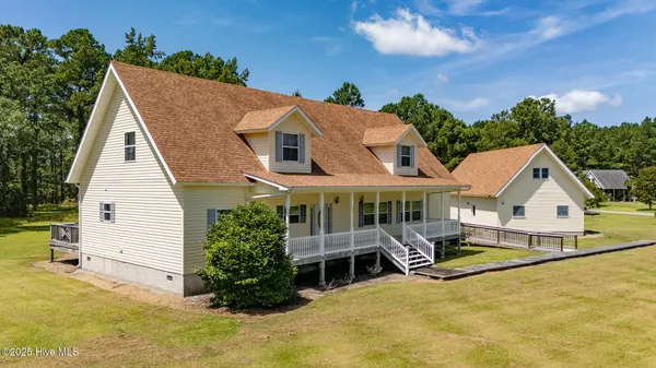 $479,000 | 35 Bayview Drive, Merritt, NC 28556