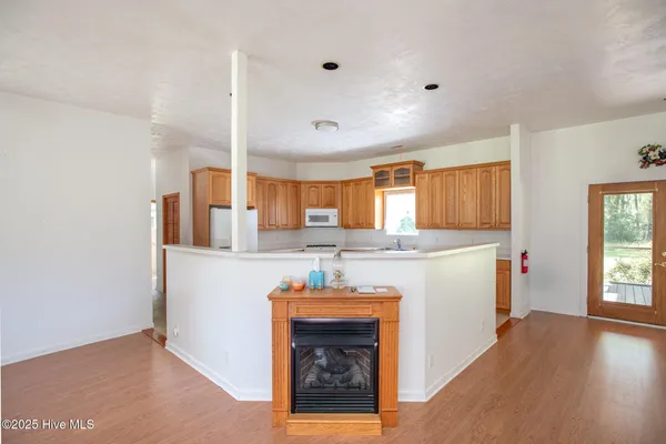 $479,000 | 35 Bayview Drive, Merritt, NC 28556