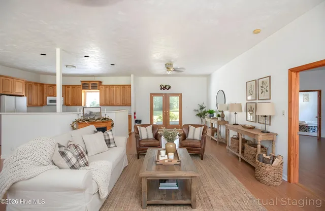 $479,000 | 35 Bayview Drive, Merritt, NC 28556