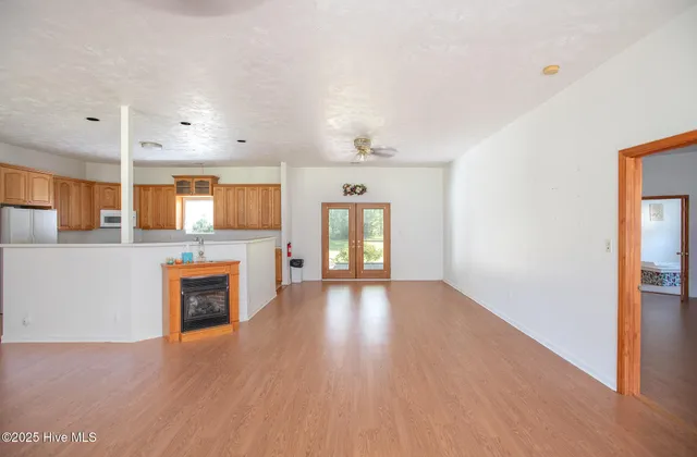 $479,000 | 35 Bayview Drive, Merritt, NC 28556