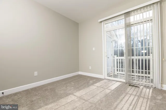 $385,000 | 13620 Dover Cliffs Place, Unit 13620, Germantown, MD 20874