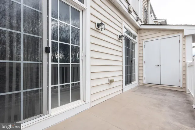 $385,000 | 13620 Dover Cliffs Place, Unit 13620, Germantown, MD 20874