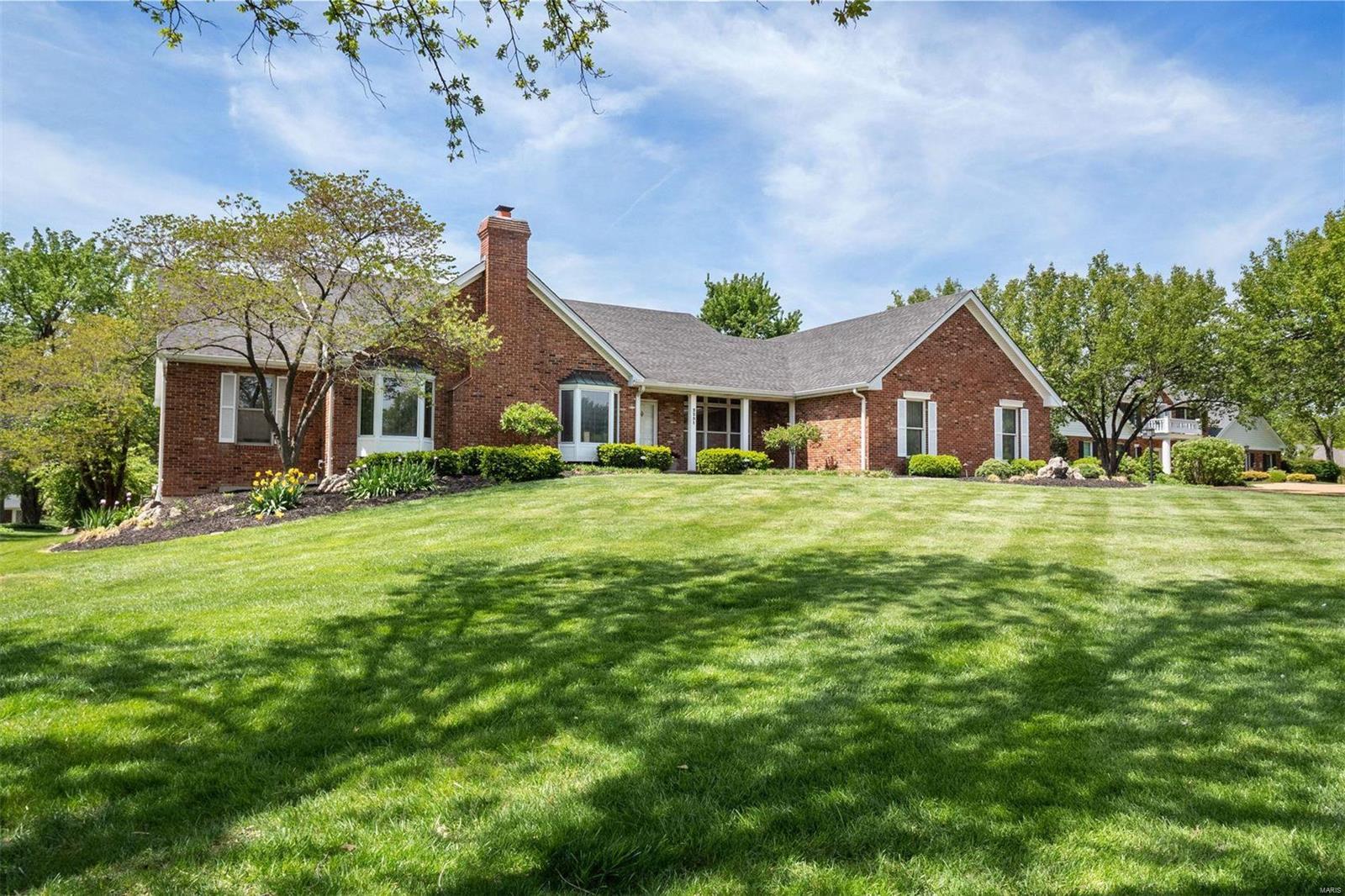 2251 Barnbridge Road Town and Country, MO 63131 - Photo 2 of 38 Gallery Image 2