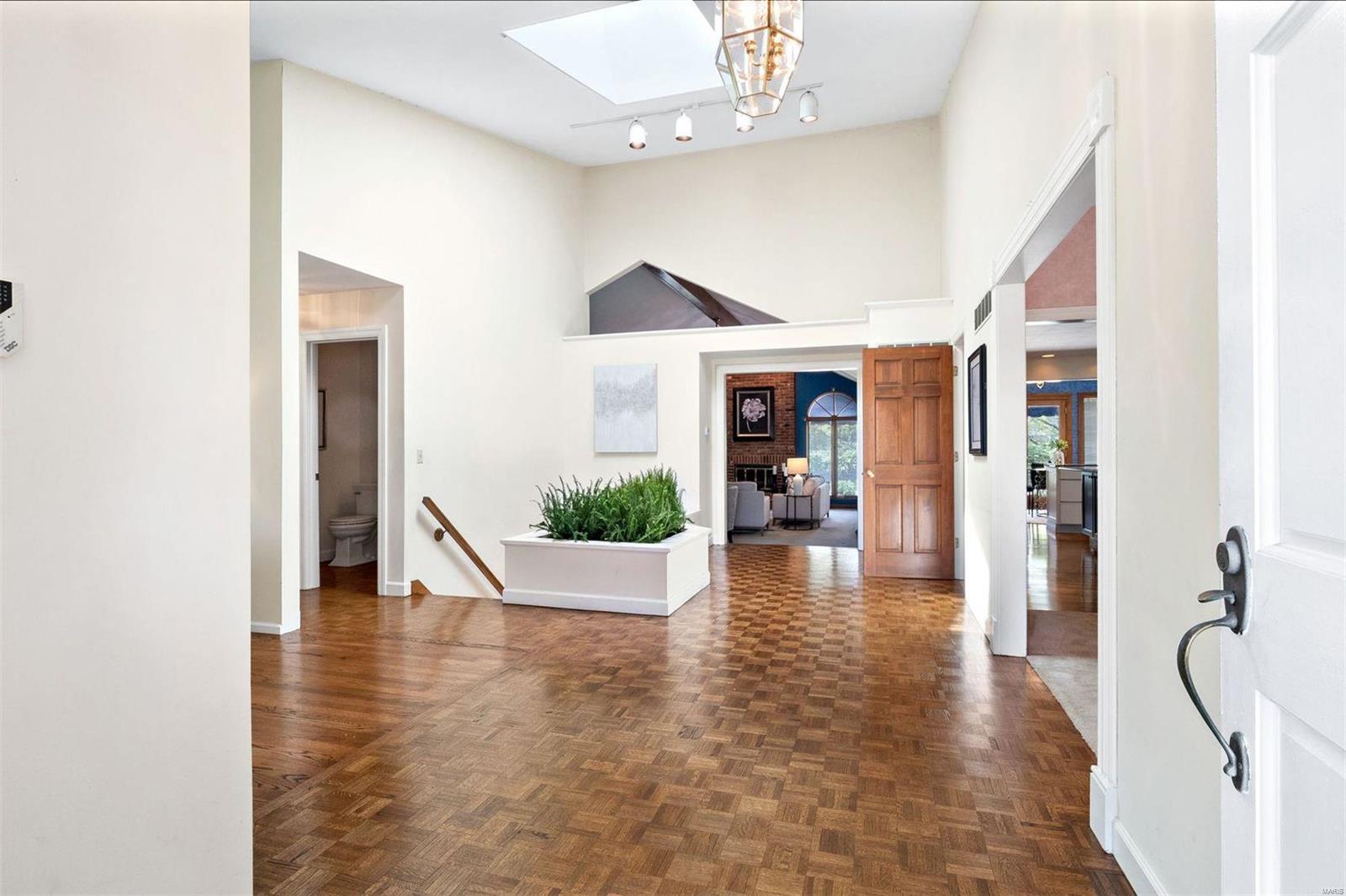 2251 Barnbridge Road Town and Country, MO 63131 - Photo 3 of 38 Gallery Image 3