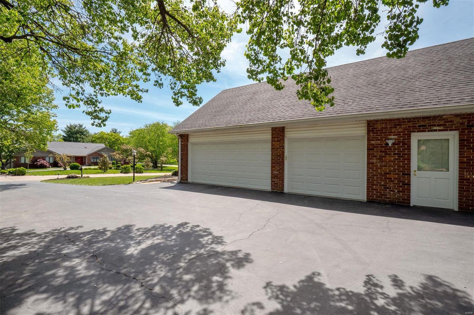 2251 Barnbridge Road Town and Country, MO 63131 - Photo 33 of 38 Gallery Image 33
