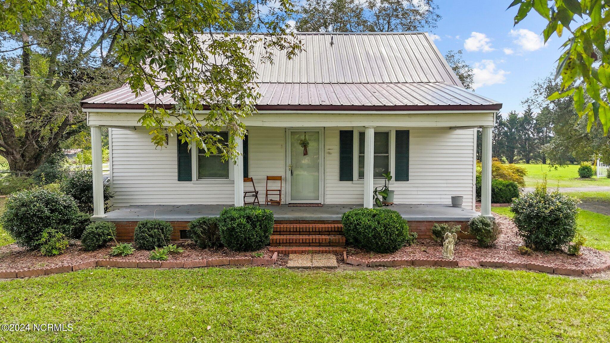 4687 Neuse Road Kinston, NC 28501 - Photo 45 of 53 48-web-or-mls-DJI_20240930113221_0114_D