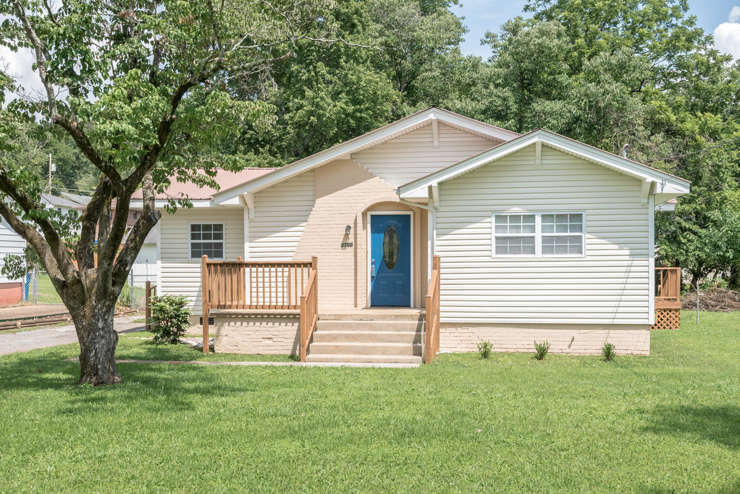 3700 Redding Road Chattanooga, TN 37415 - Photo 3 of 25 3700_Redding_Rd_03