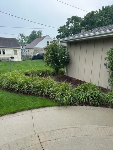 $400,000 | 2308 North Appleton Street, Appleton, WI 54911