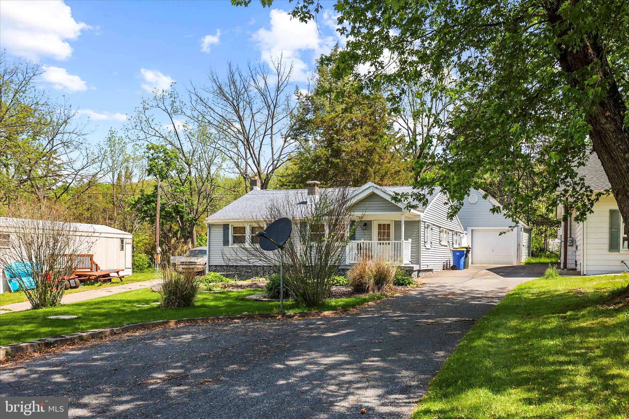 4211 Conewago Road Dover, PA 17315 - Photo 3 of 32