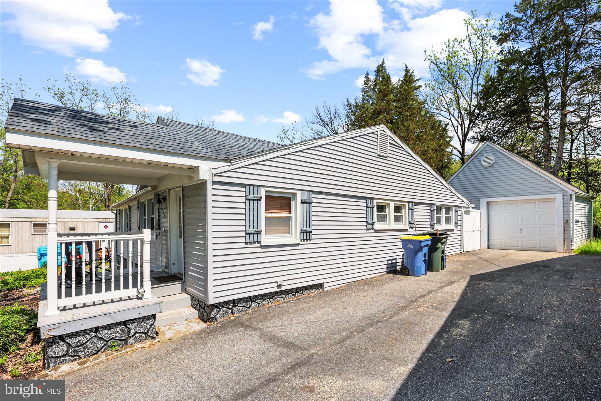 4211 Conewago Road Dover, PA 17315 - Photo 5 of 32