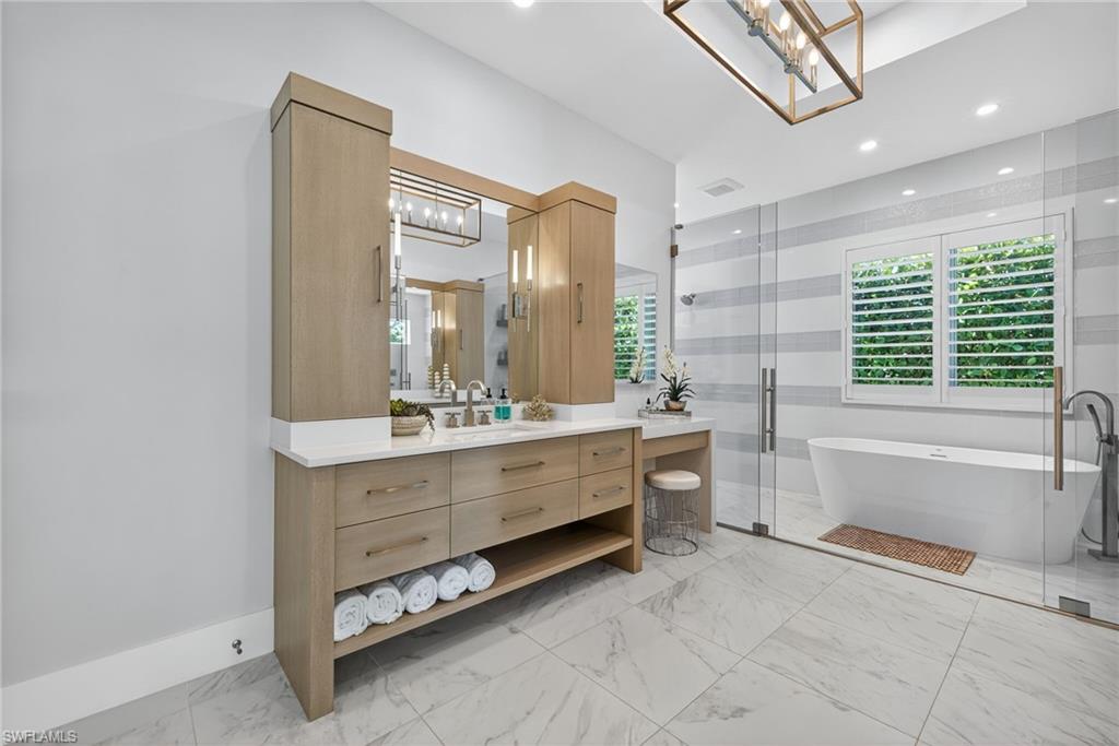 405 7th Avenue North Naples, FL 34102 - Photo 23 of 50