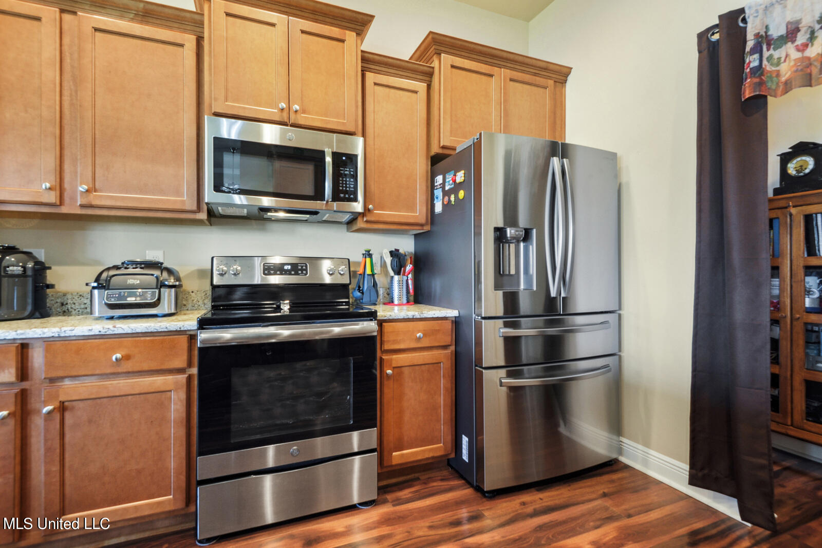 14031 Hudson Krohn Road Biloxi, MS 39532 - Photo 11 of 24 14031 Hudson Krohn Rd-12