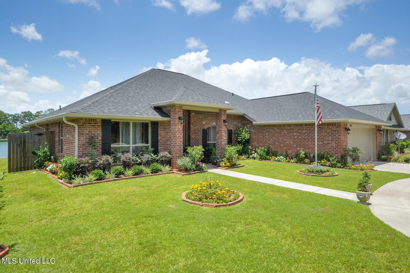 14031 Hudson Krohn Road Biloxi, MS 39532 - Photo 3 of 24 14031 Hudson Krohn Rd-3