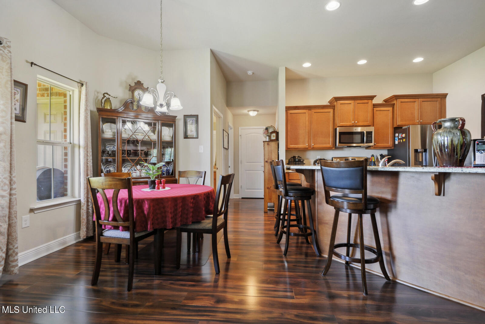 14031 Hudson Krohn Road Biloxi, MS 39532 - Photo 8 of 24 14031 Hudson Krohn Rd-9