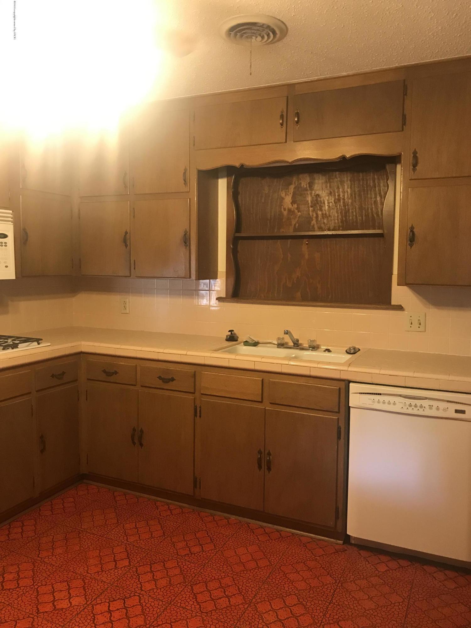 4818 Farmers Avenue Amarillo, TX 79110 - Photo 38 of 40 kitchen 5