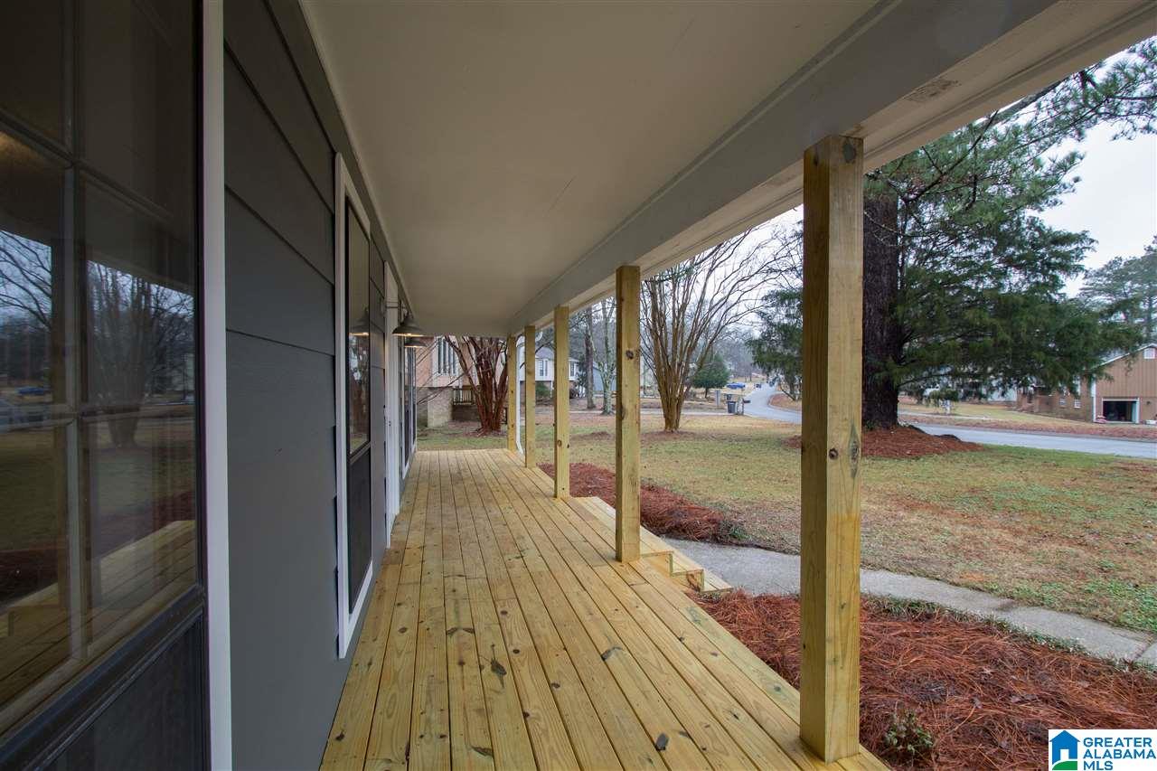 112 Forest Parkway Alabaster, AL 35007 - Photo 3 of 49