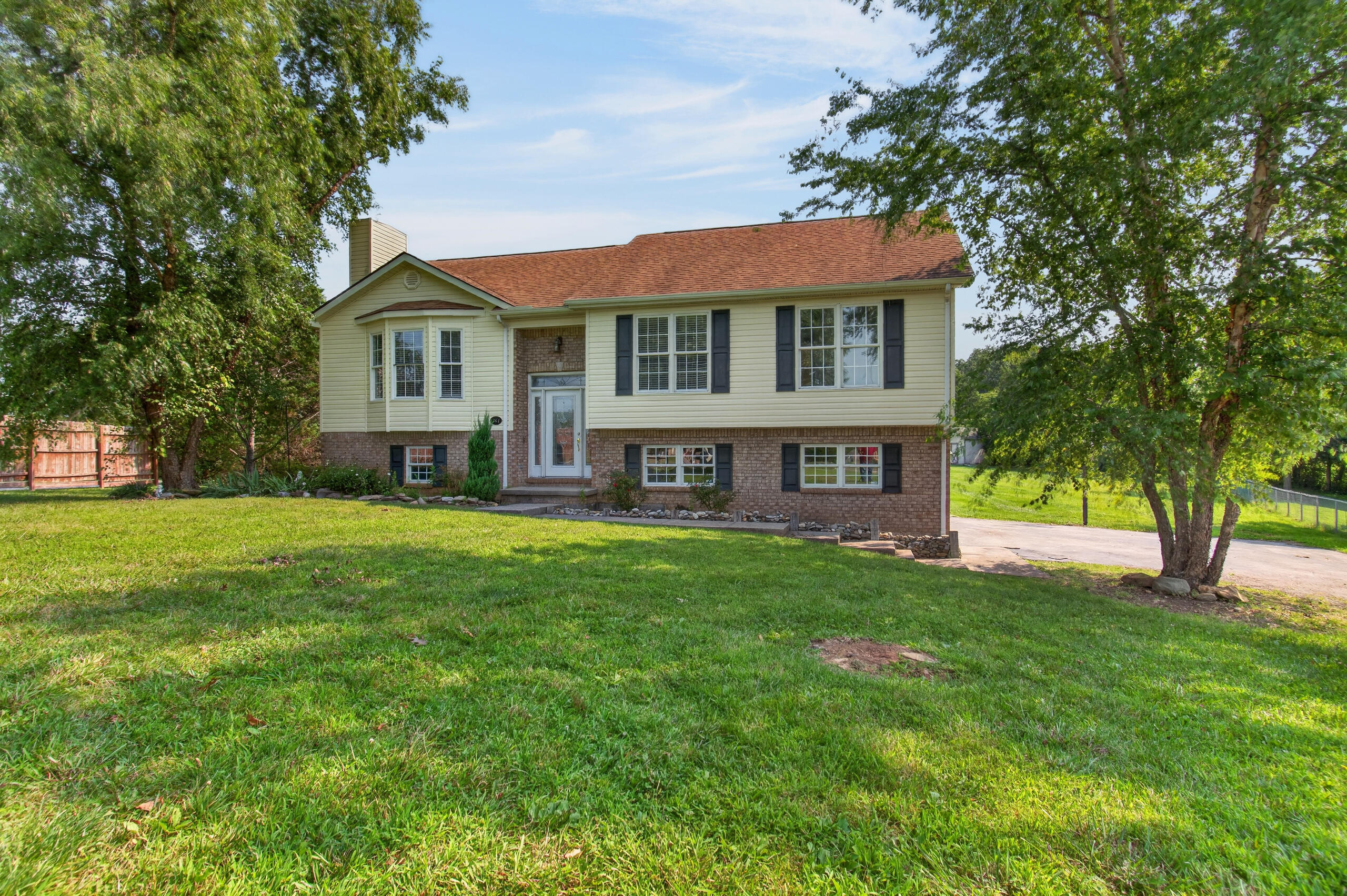 364 Ridgeview Drive Berea, KY 40403 - Photo 7 of 48 Front Exterior