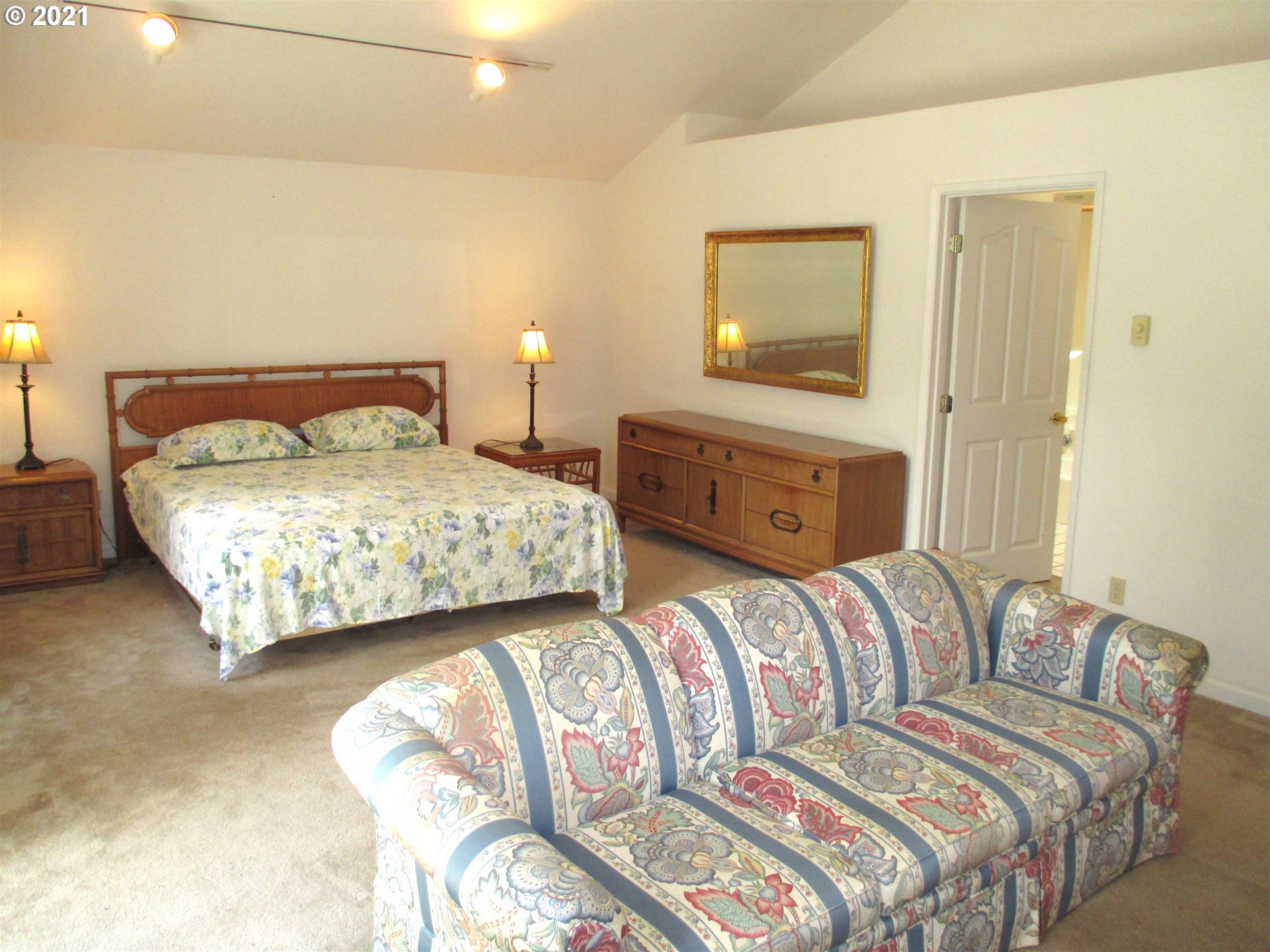 58787 Jackie Road Bandon, OR 97411 - Photo 19 of 27 Gallery Image 19