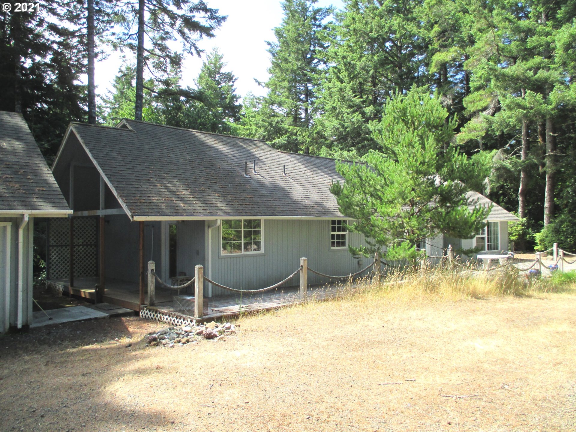 58787 Jackie Road Bandon, OR 97411 - Photo 3 of 27 Gallery Image 3