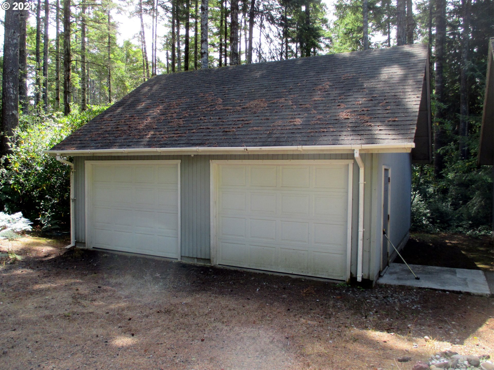 58787 Jackie Road Bandon, OR 97411 - Photo 4 of 27 Gallery Image 4