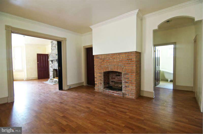 4021 Roland Avenue Baltimore, MD 21211 - Photo 6 of 28 Dining Room