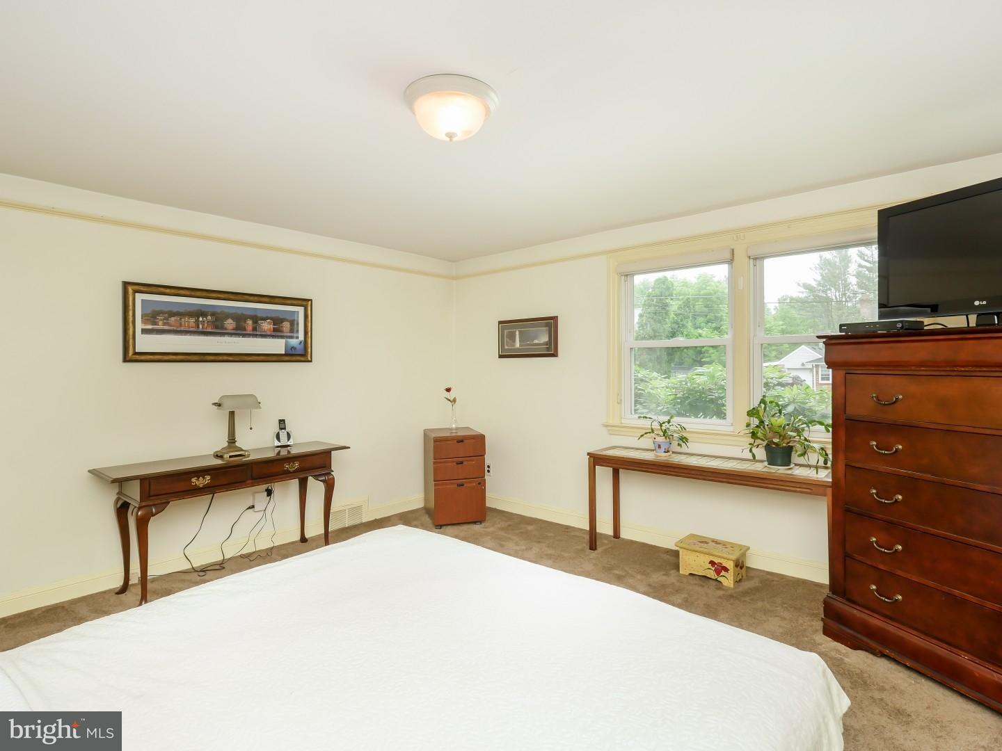 1568 Heather Road Huntingdon Valley, PA 19006 - Photo 12 of 22 Bedroom - Main