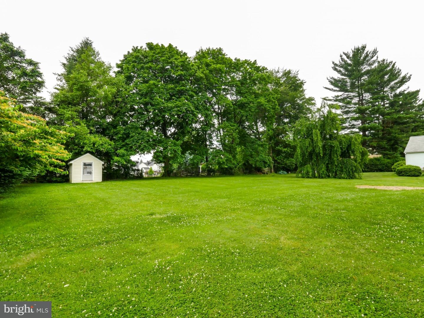 1568 Heather Road Huntingdon Valley, PA 19006 - Photo 22 of 22 Back Yard