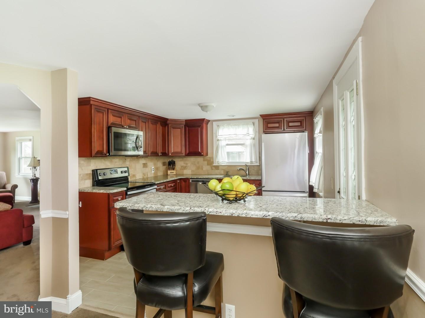 1568 Heather Road Huntingdon Valley, PA 19006 - Photo 4 of 22 Kitchen