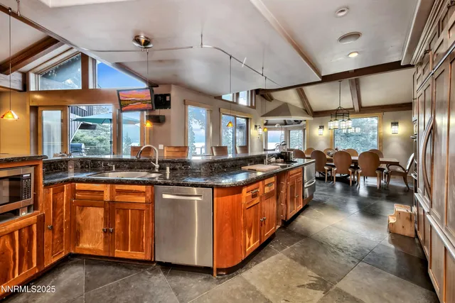 $18,250,000 | 20 Calaneva Drive, Crystal Bay, NV 89402