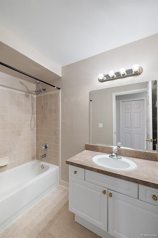 3707 Oakmonte Boulevard Rochester, MI 48306 - Photo 27 of 35