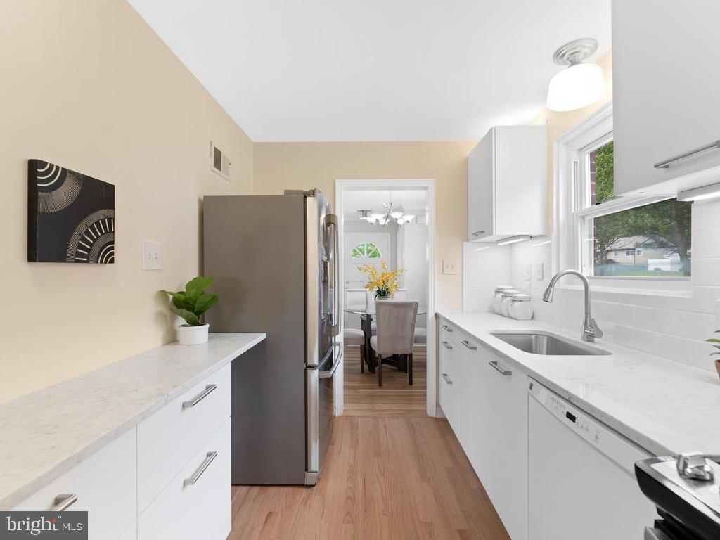 10723 St Margarets Way Silver Spring, MD 20902 - Photo 19 of 49 Gallery Image 19