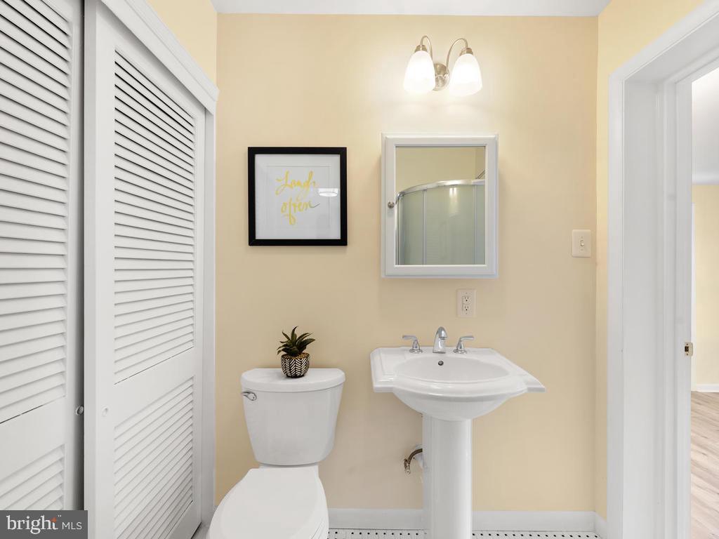 10723 St Margarets Way Silver Spring, MD 20902 - Photo 25 of 49 Gallery Image 25