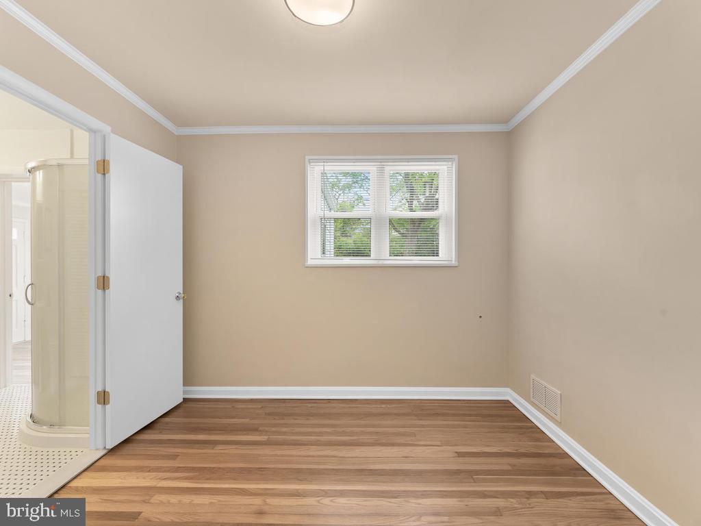 10723 St Margarets Way Silver Spring, MD 20902 - Photo 38 of 49 Gallery Image 38