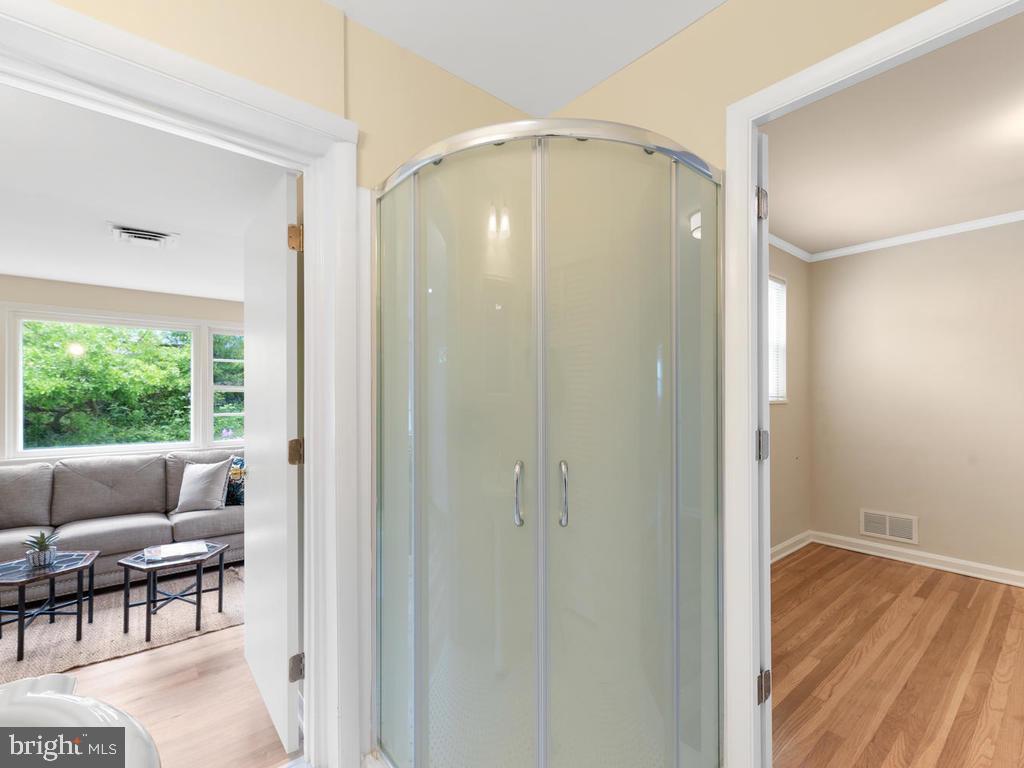 10723 St Margarets Way Silver Spring, MD 20902 - Photo 43 of 49 Gallery Image 43
